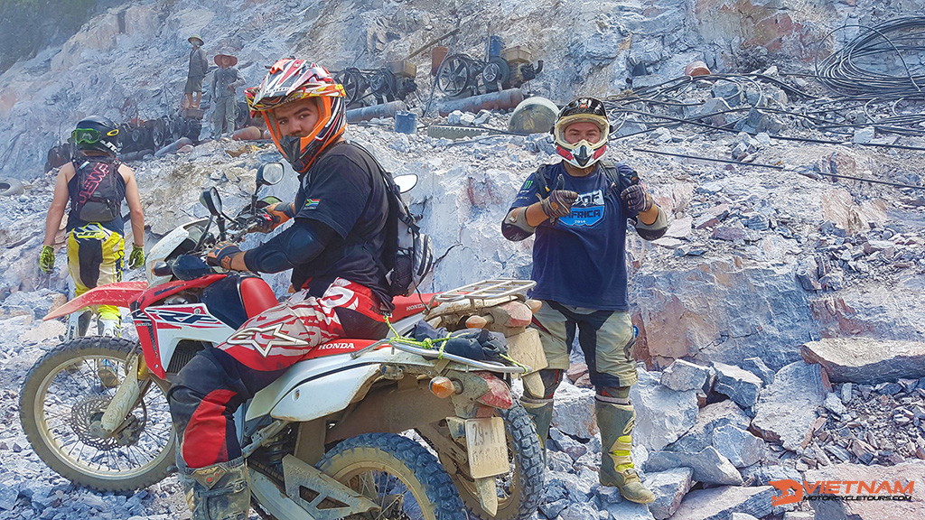 The reason why you should have a Honda Motorcycle - Motorbike Tour VietnamBikers