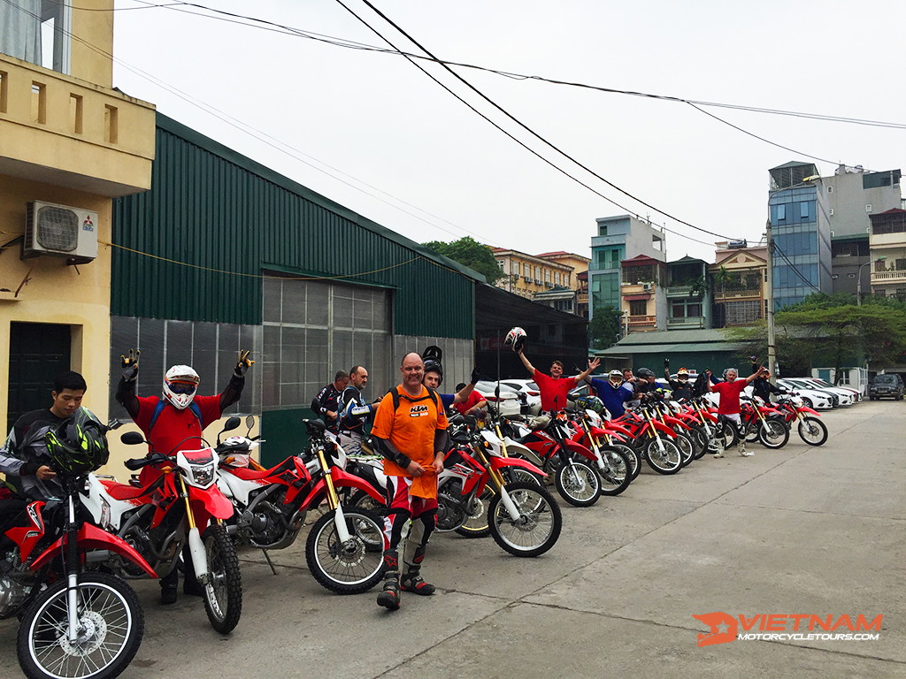 Vietnam Motorcycle Rentals, Check the quality before you rent a motorcycle in vietnam