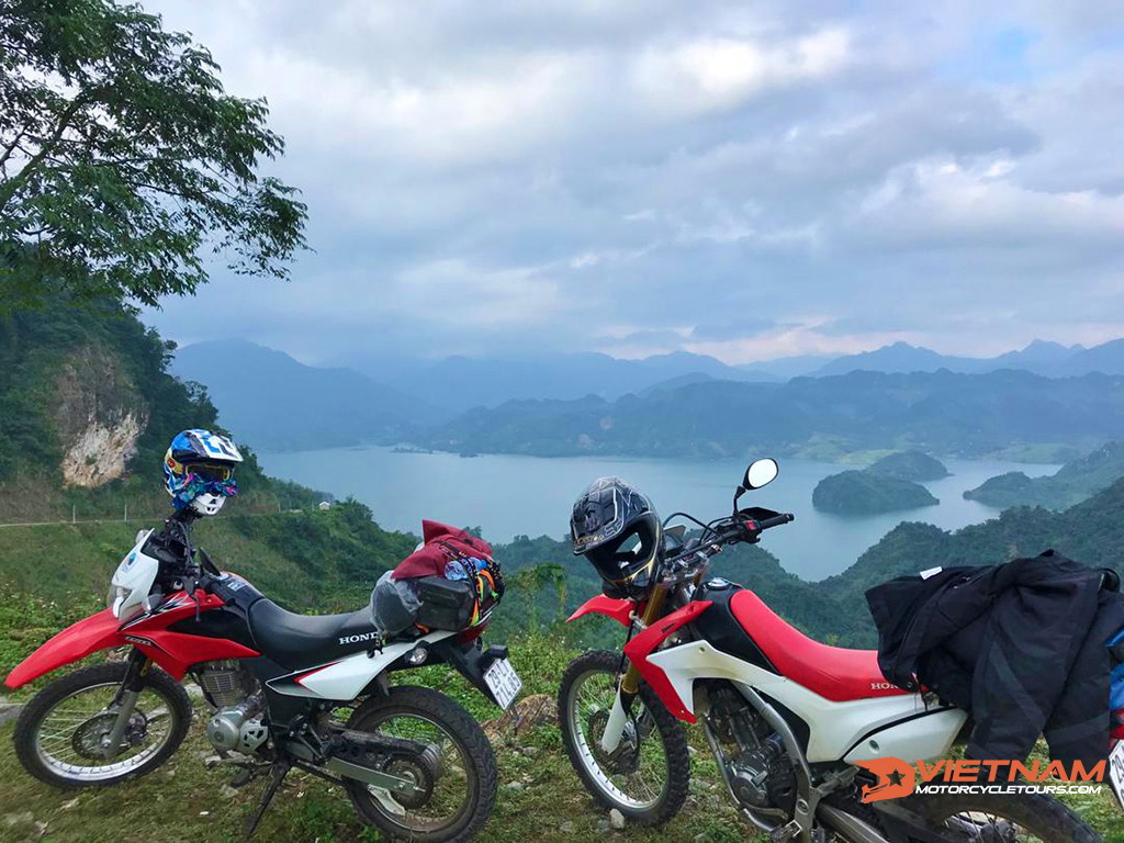 SEMI-GUIDED VIETNAM MOTORBIKE TOURS