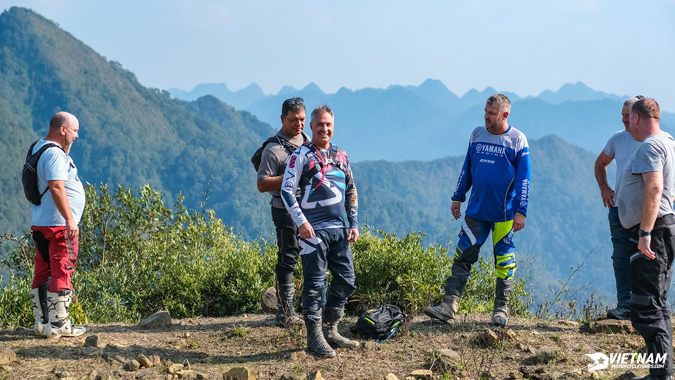 Mai Chau Motorbike Tour 2D 1N - Motorbike Tour VietnamBikers