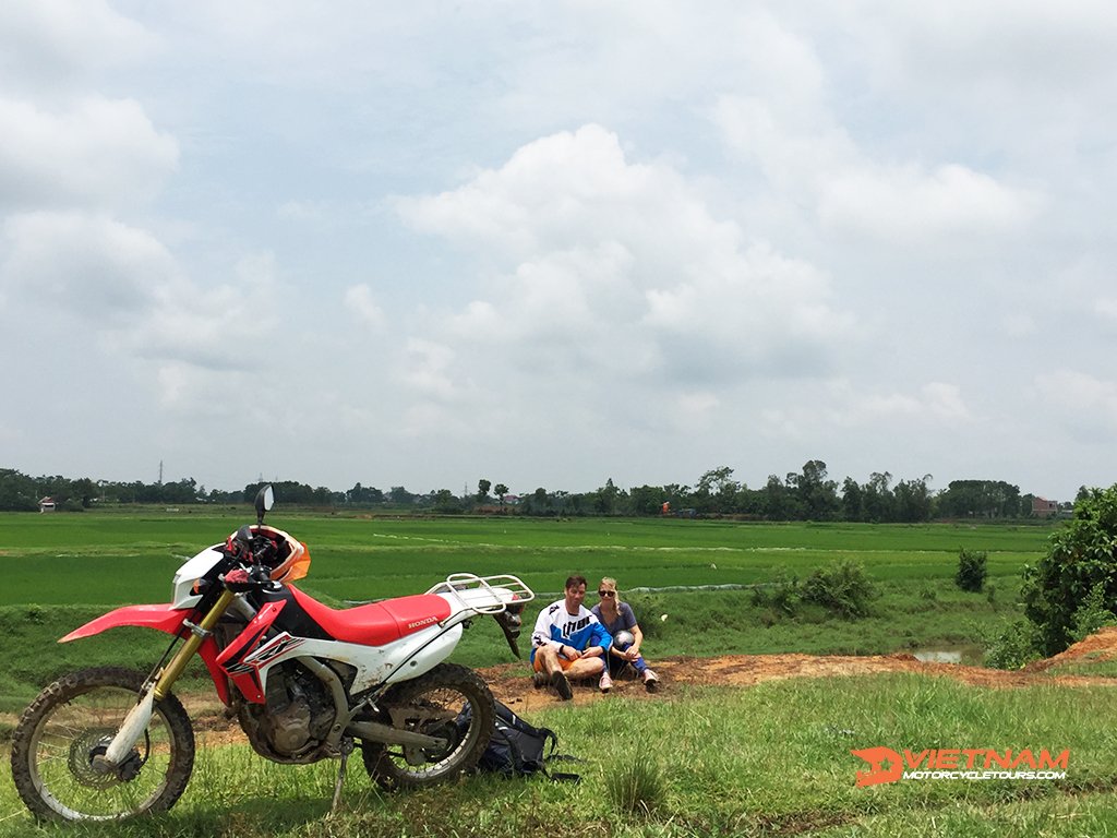 full-day-hanoi-city-tour-travel-vietnam-motorbike-tours-vietnambikers