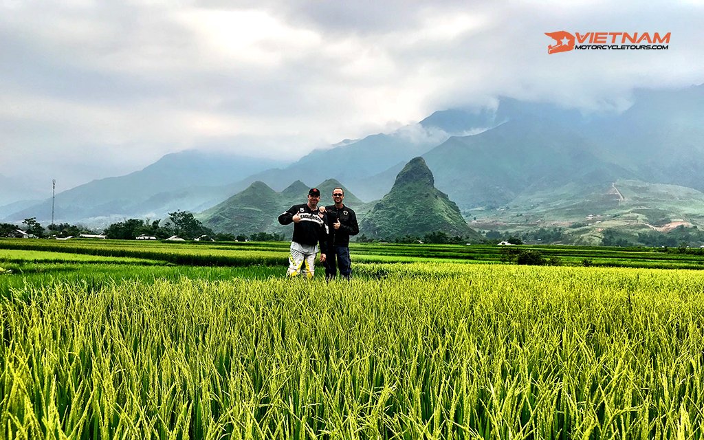 Riding to Moc Chau from Hanoi - Motorbike Tour VietnamBikers