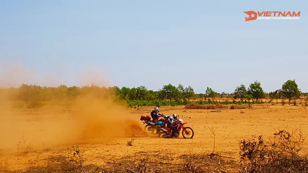 saigon motorbike tour to mekong delta, da lat, bao loc, mui ne cape, phan thiet – 7 days-saigon-motorbike-tour-to-mekong-delta-9