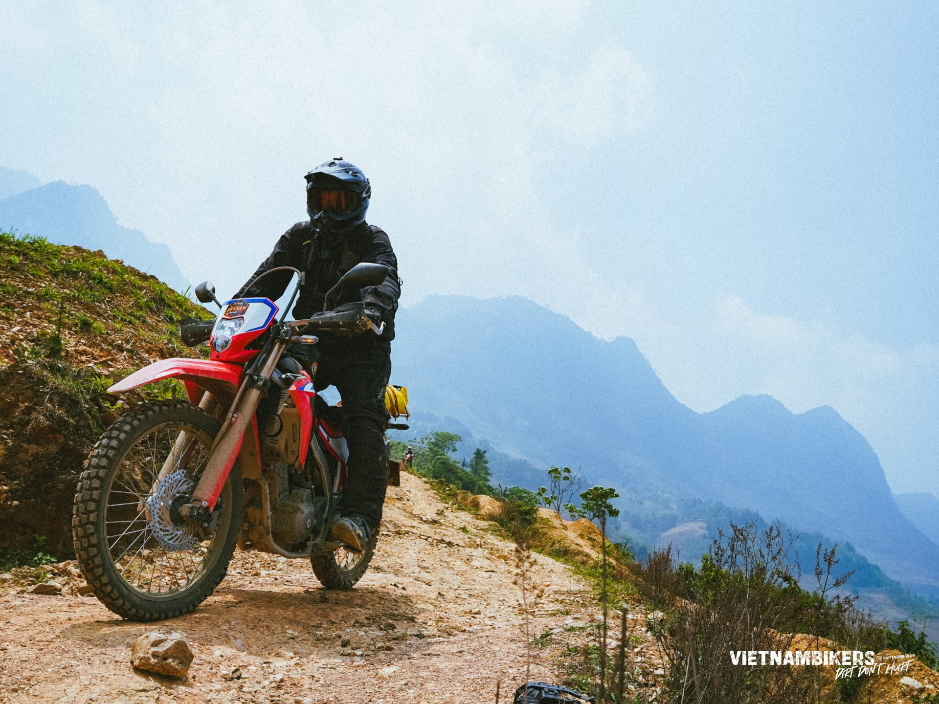 saigon motorcycle tour to hanoi 14 days to enjoy life - Motorcycle Tour VietnamBikers
