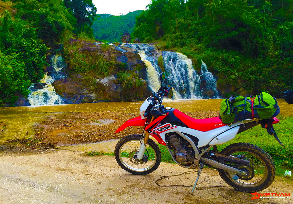 Vietnam Motorcycle Tours FAQs - Motorbike Tour VietnamBikers