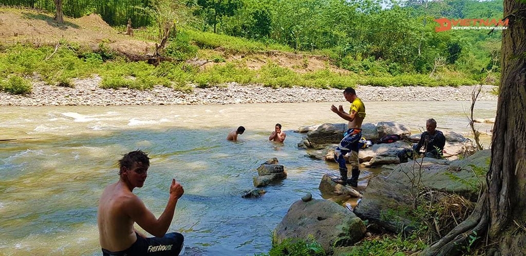 northern laos motorbike tours 8 days to fix in mind-northern-laos-motorbike-tours-9