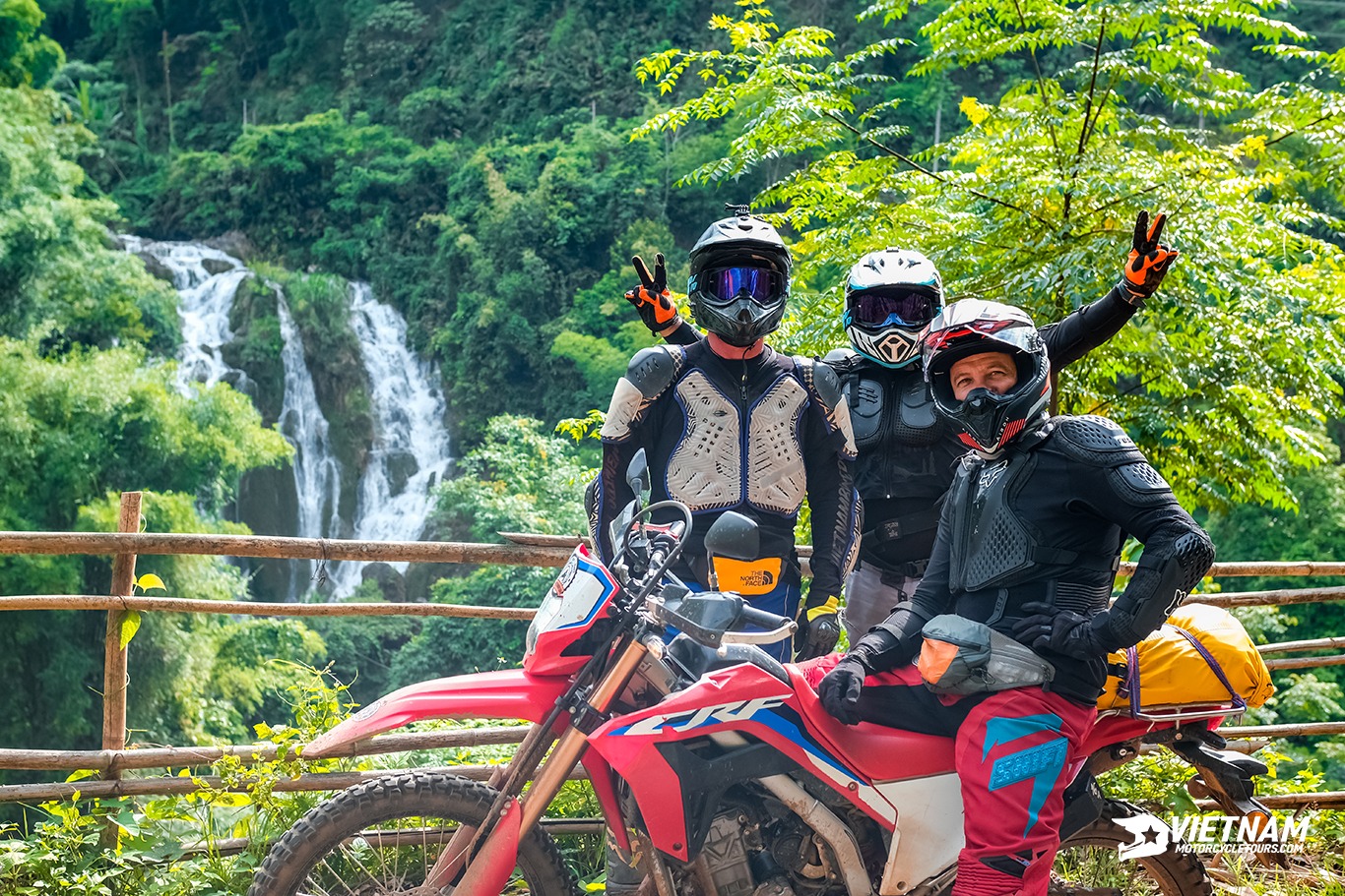 eastern-tear-away-12-day-motorcycle-tour-travel-vietnam-motorbike-tours-vietnambikers