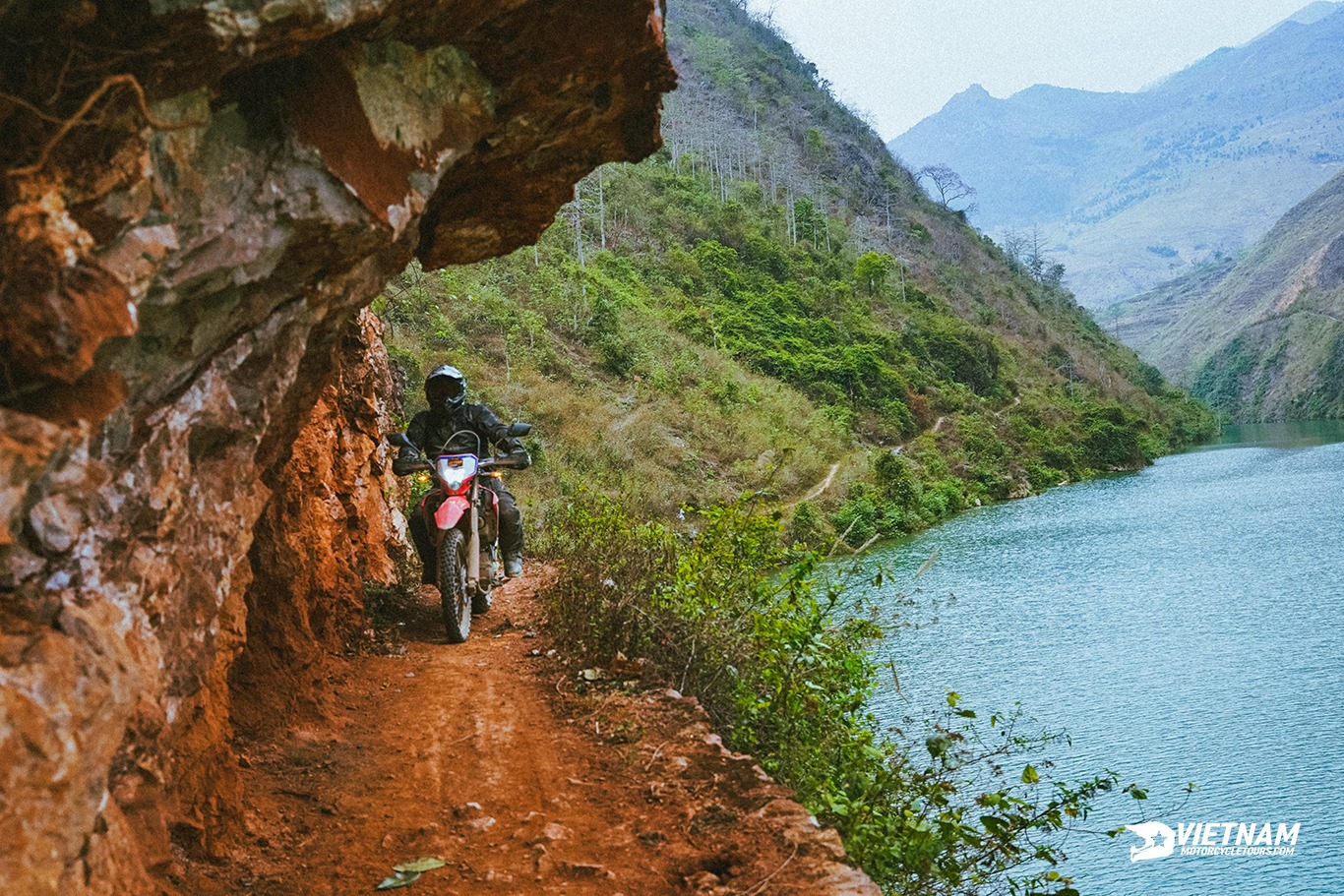 northern-vietnam-motorbike-tours-travel-vietnam-motorbike-tours-vietnambikers