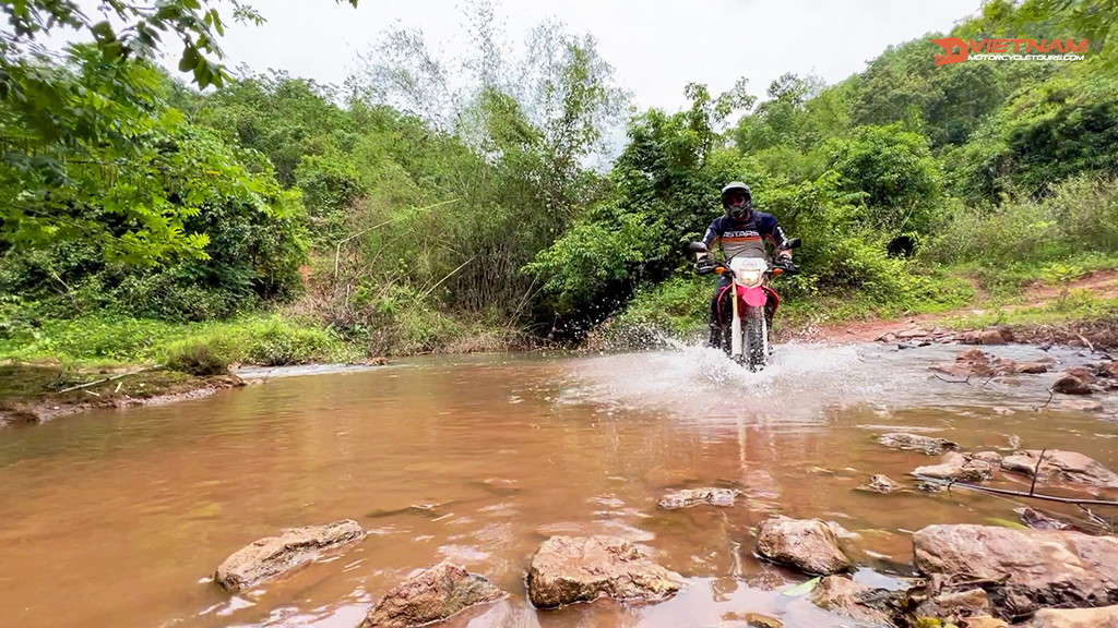 Southwest Hanoi Motorcycle Tour Overview 