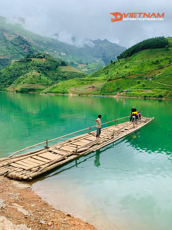 Introduction Ha Giang by Motorbike