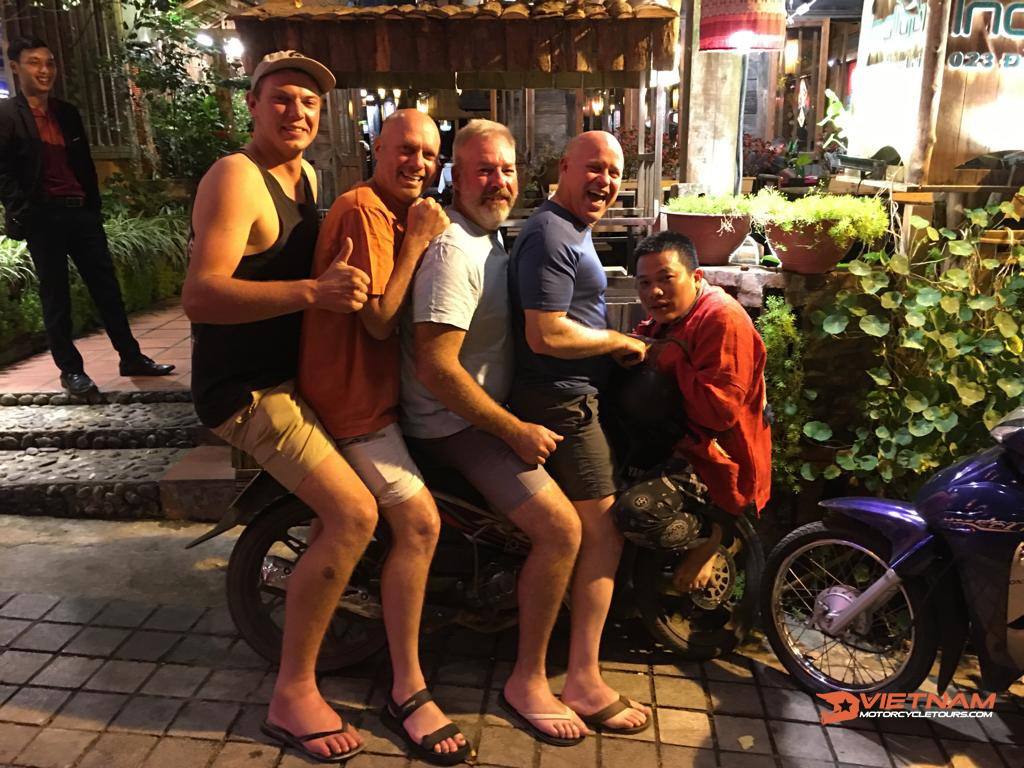 International Driving License And Vietnamese Riding - Motorbike Tour VietnamBikers