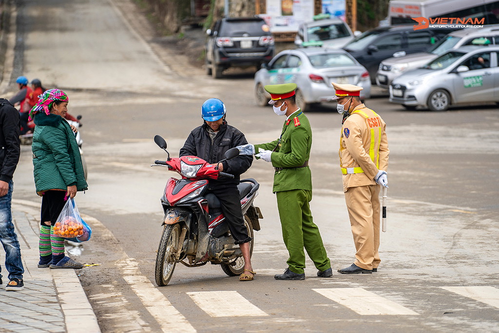 International Driving License And Vietnamese Riding - Motorbike Tour VietnamBikers