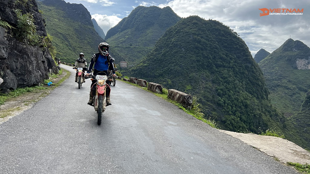 Ha Giang Motorbike Tours 2023: Where Heaven And Earth Meet - Motorbike Tour VietnamBikers