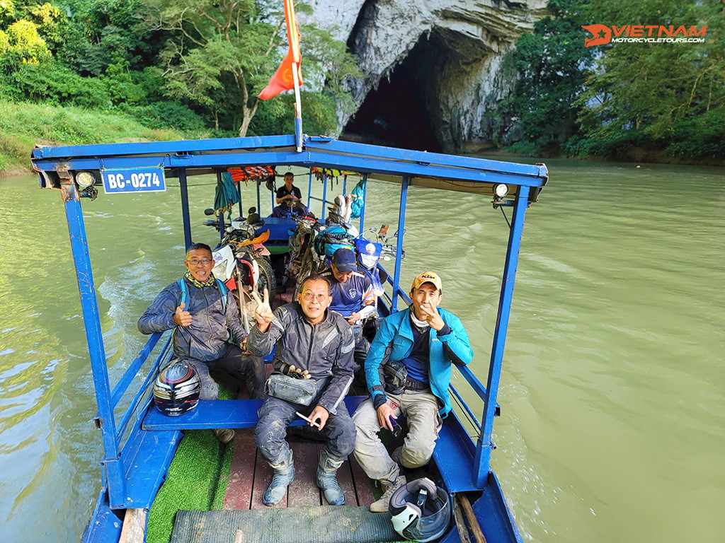 Ba Be – Hanoi Vietnam by Motorbike