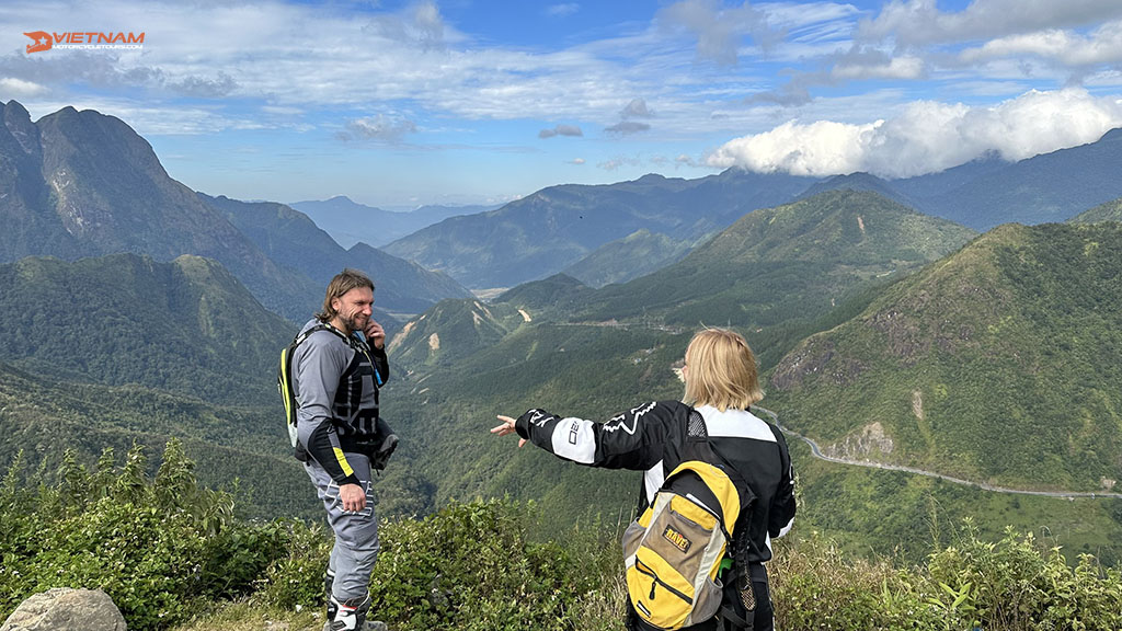 Than Uyen - Sapa Motorcycle Route