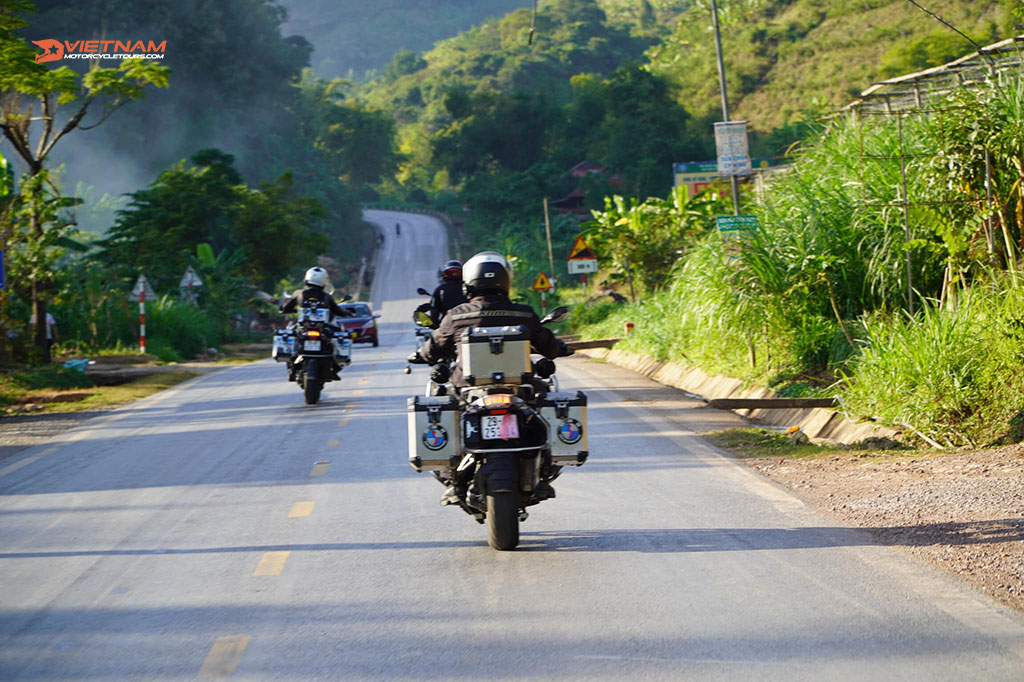 Introduction Vietnam big bike tours along Ho Chi Minh Road