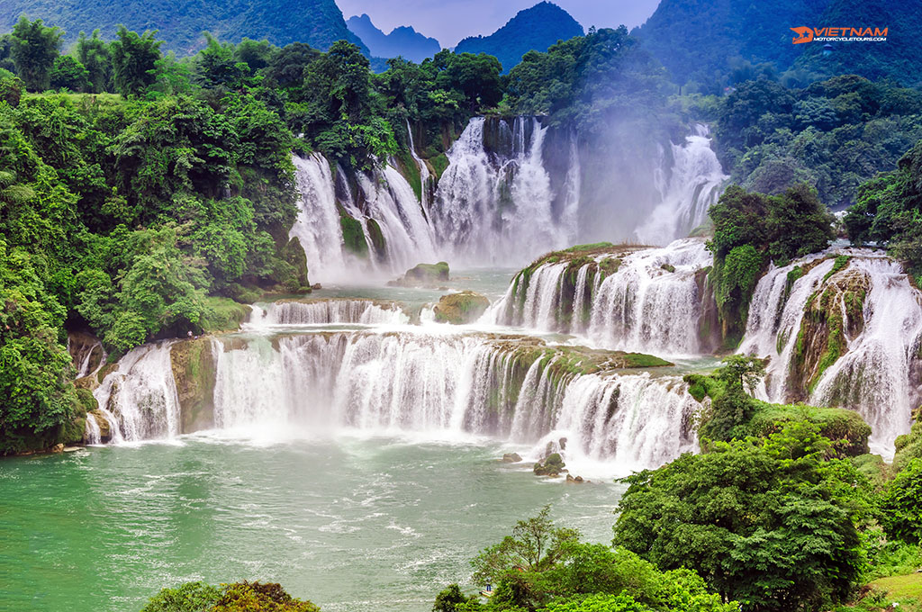 Cao Bang Province on Motorcycles