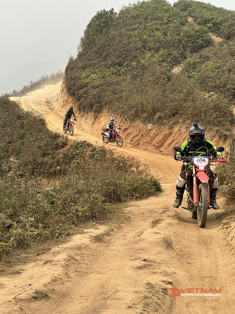 How to Buy Travel Insurance for Motorbike Riders to Vietnam? A Guide - Motorbike Tour VietnamBikers