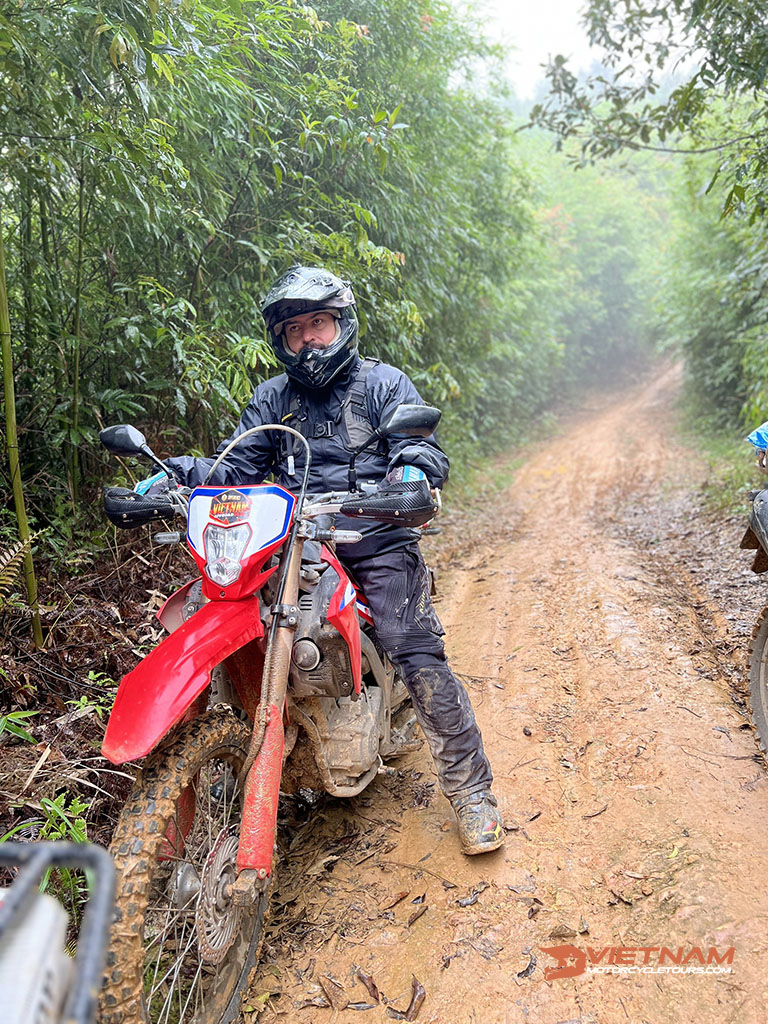 How to Buy Travel Insurance for Motorbike Riders to Vietnam? A Guide - Motorbike Tour VietnamBikers