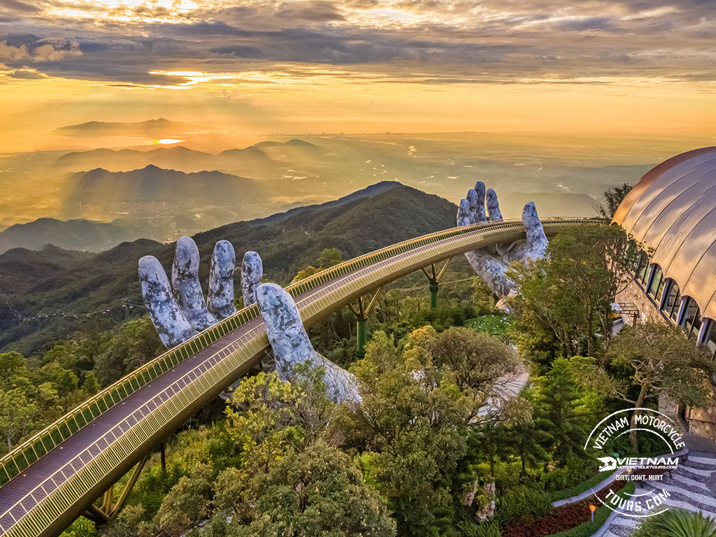 Da Nang Motorbike Path - The Worth-Living City