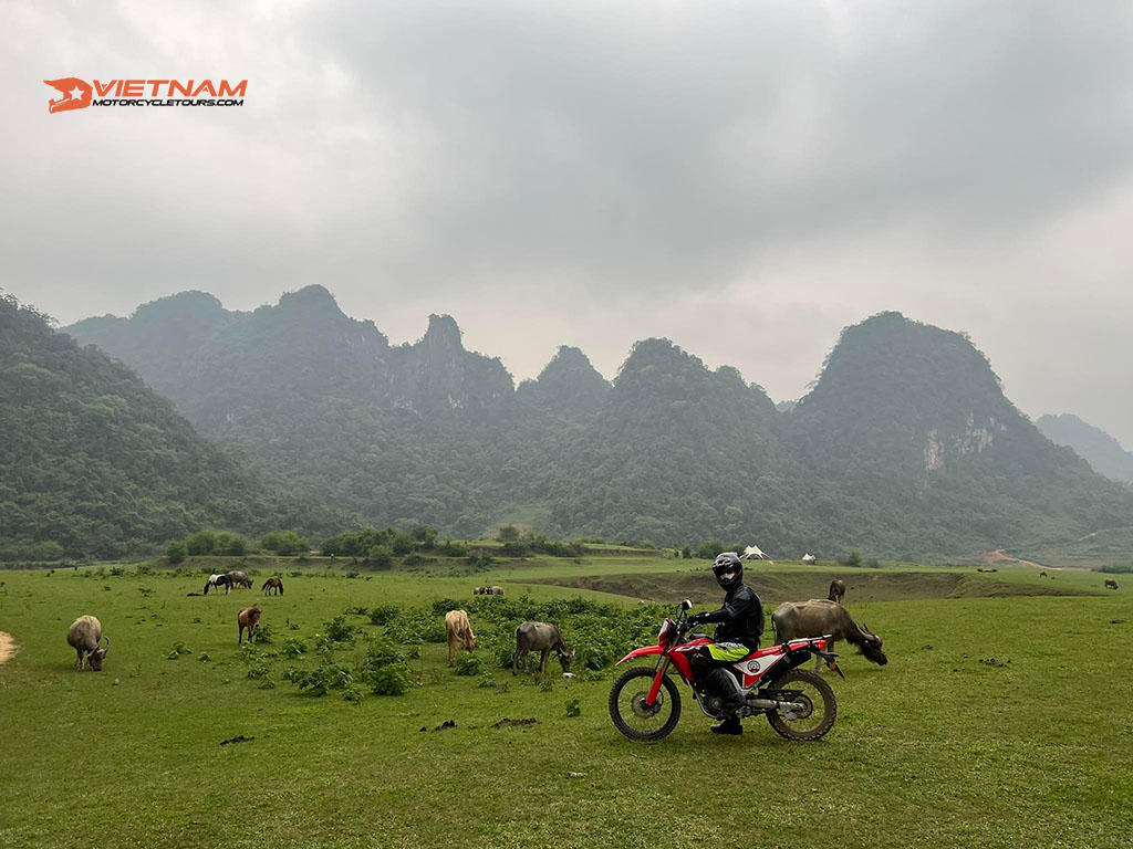 Vietnam motorbike routes - Motorbike Tour VietnamBikers