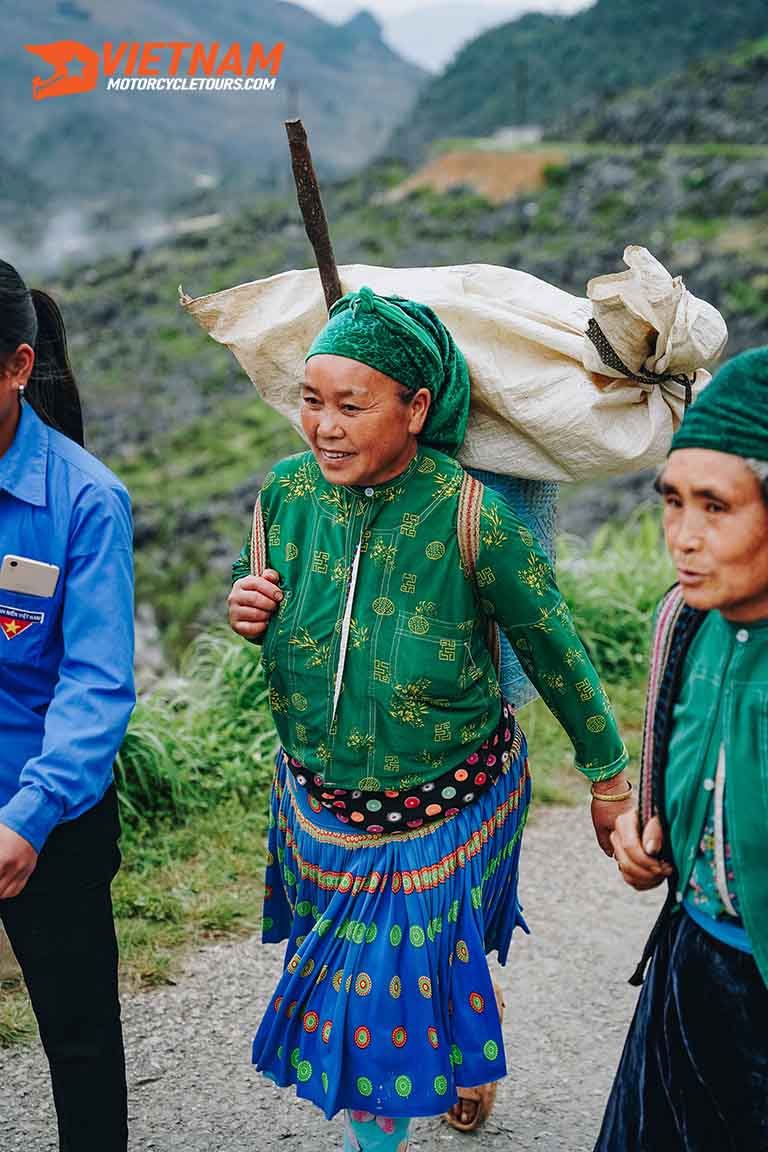 Ha Giang Loops by motorbike