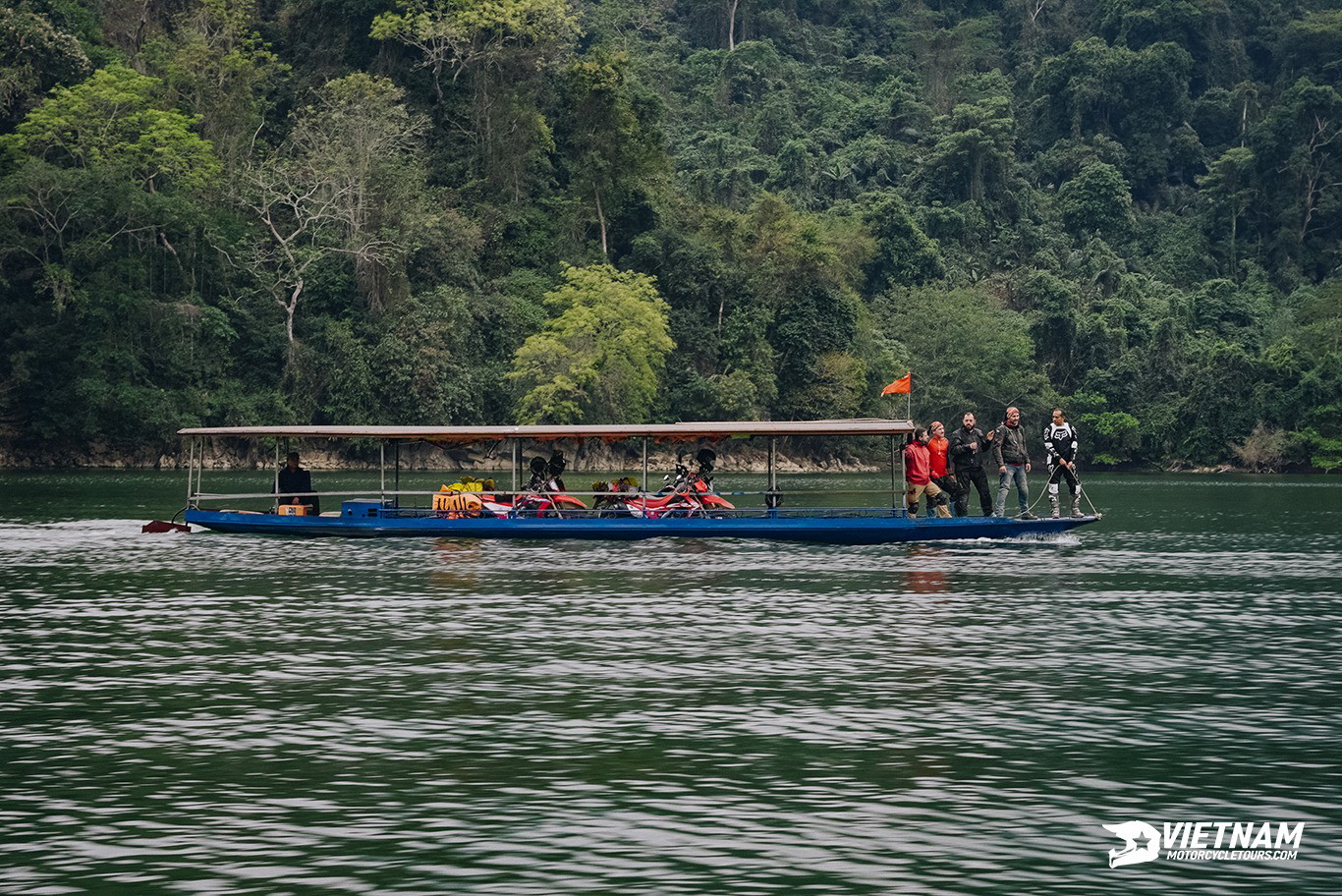 Ba Be Lake Motorbike Tour - Motorbike Tour VietnamBikers