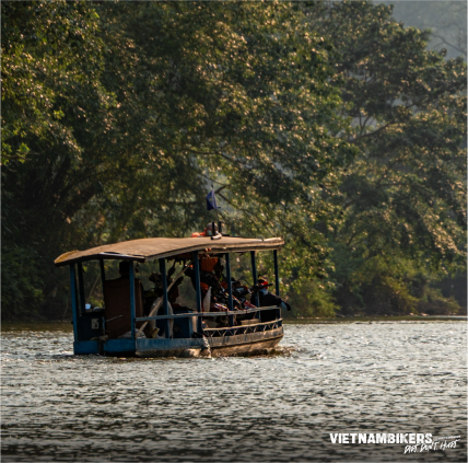 (Tour 05) 15 - Day Northern Vietnam Motorcycle Tour to Live Your Youth - Motorbike Tour VietnamBikers