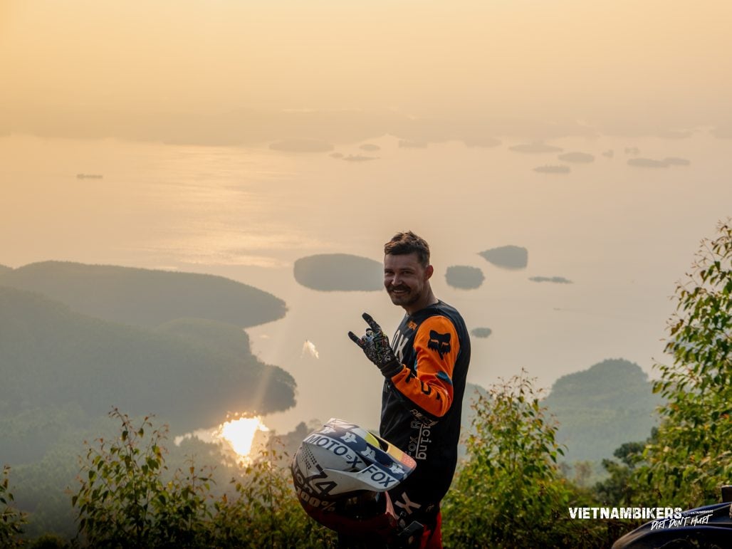 Day 10: Thac Ba Lake Motorbike Tour Back to Hanoi (170km)