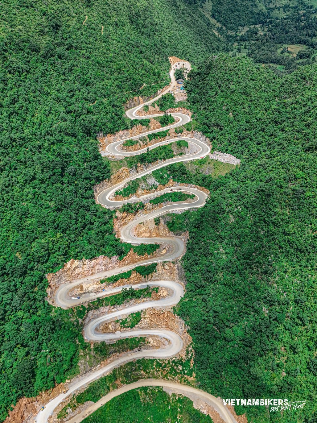 When Is the Best Time to Ride to Ban Gioc Waterfall? - Motorcycle Tours in Vietnam When Is the Best Time to Ride to Ban Gioc Waterfall? - Motorbike Tour VietnamBikers