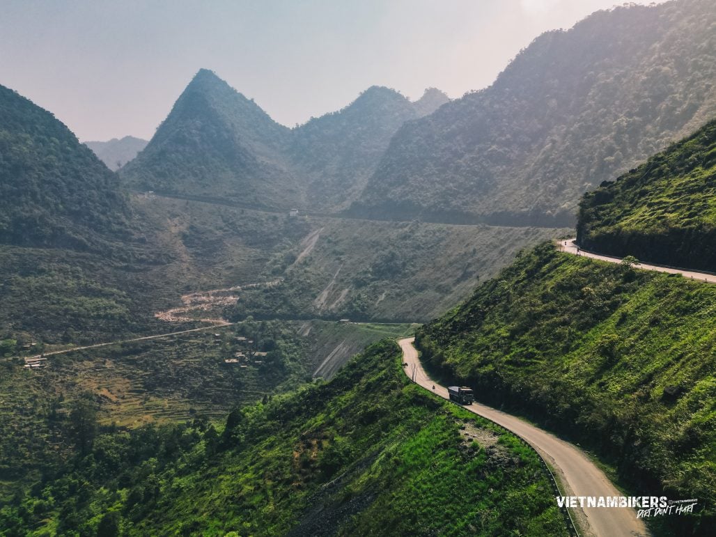 Top 7 Scenic Mountain Passes in Vietnam - Motorcycle Tours in Vietnam Top 7 Scenic Mountain Passes in Vietnam - Motorbike Tour VietnamBikers