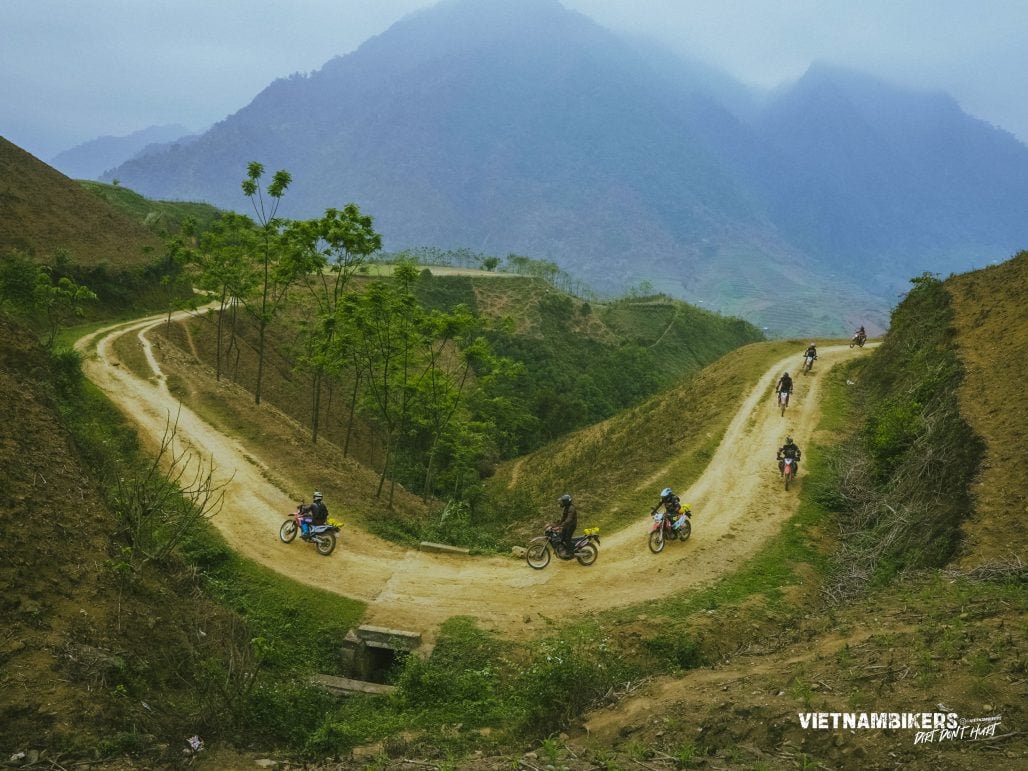 Top 7 Scenic Mountain Passes in Vietnam - Motorcycle Tours in Vietnam Top 7 Scenic Mountain Passes in Vietnam - Motorbike Tour VietnamBikers