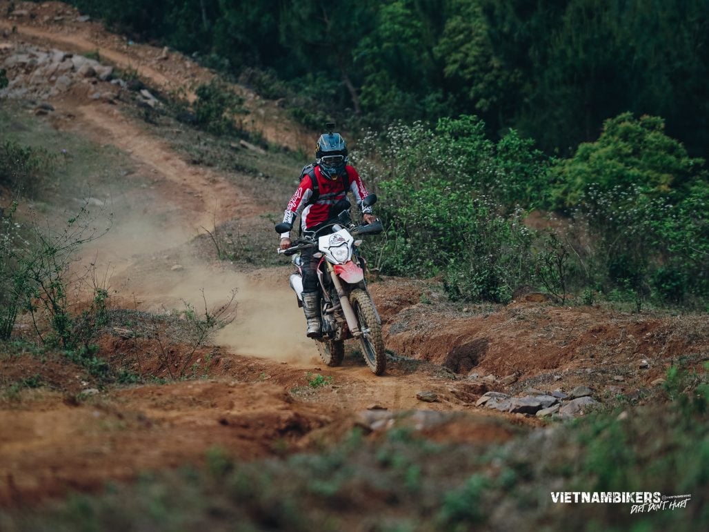 Top 7 Scenic Mountain Passes in Vietnam - Motorcycle Tours in Vietnam Top 7 Scenic Mountain Passes in Vietnam - Motorbike Tour VietnamBikers